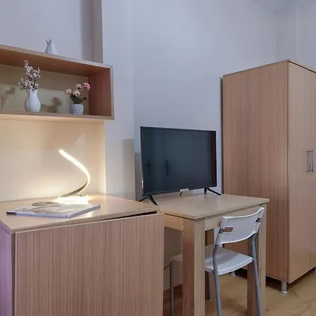 شقة Akkarga By Azad Homes *